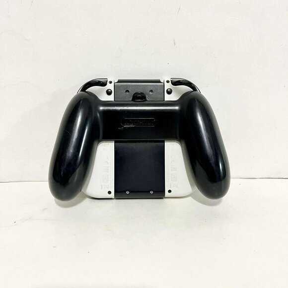 Nintendo Wii Switch White Controllers with Grip Holder (UNTESTED) 🎮 - Picture 8 of 8